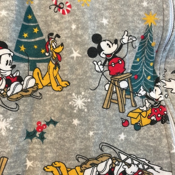Disney 6/9 Months Zipper Sleeper - Picture 2 of 11